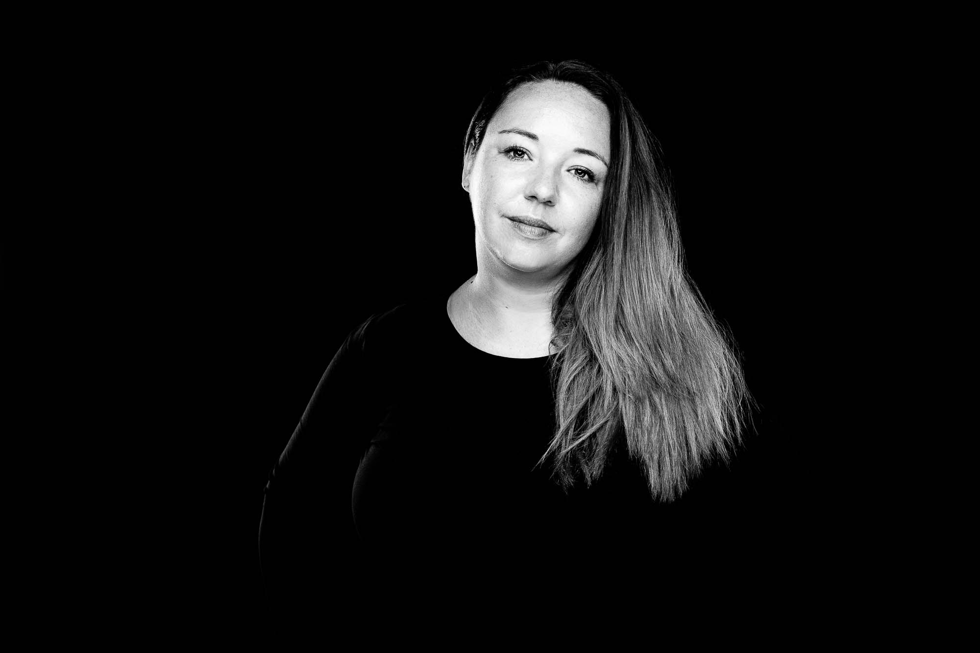 Export x3 5D4 9006 Bearbeitet 3 Headshots Manuela 2